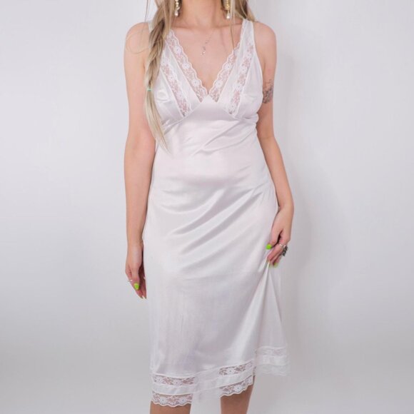 VINTAGE BRIDAL HONEYMOON WHITE MAXI SLIP DRESS - Picture 1 of 8
